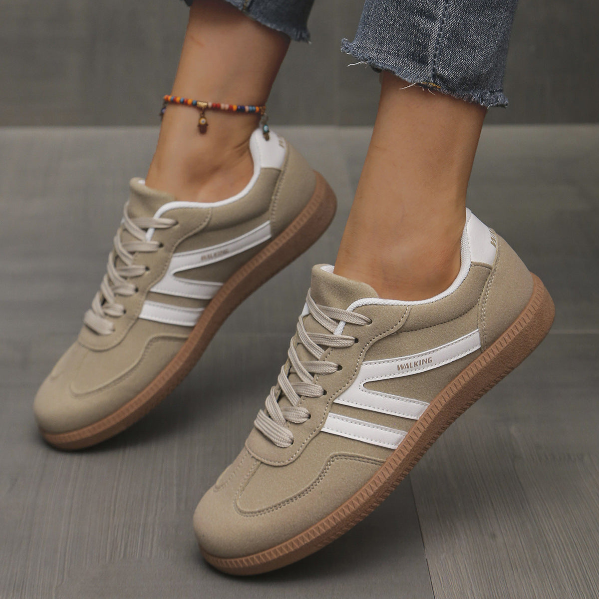 Deliza | Orthopaedic Trainers