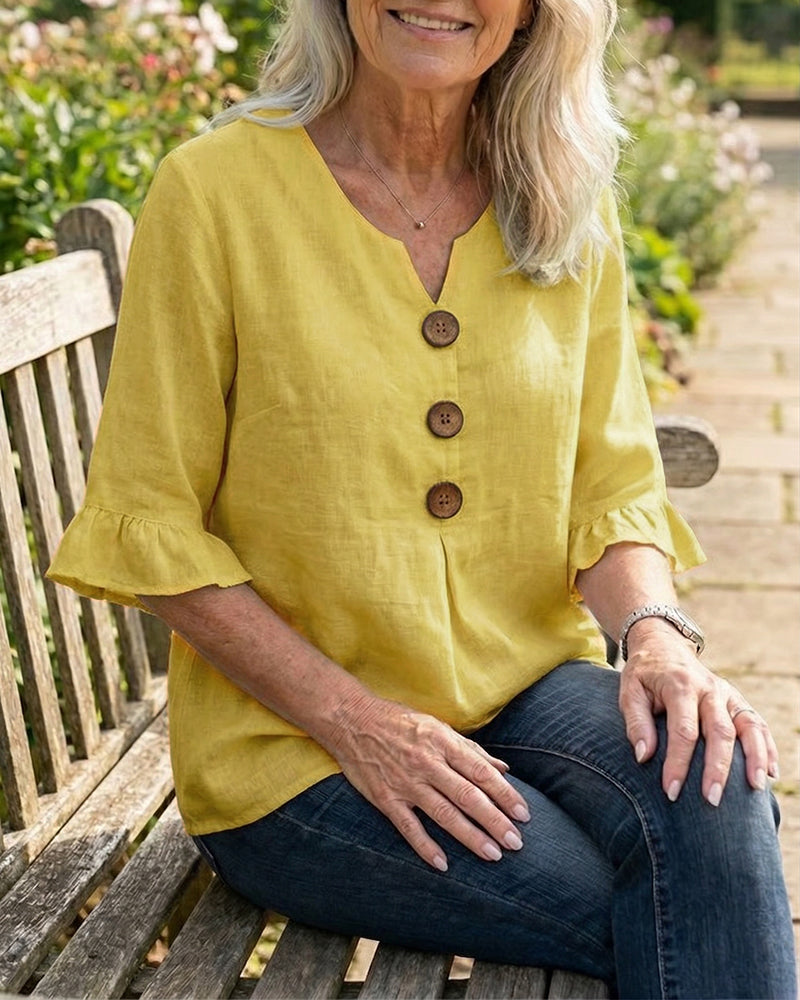Sophia Blouse in solid cotton-linen with wooden buttons and frill