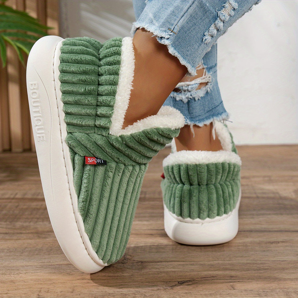 Molly | Plush Indoor–Outdoor Slippers